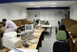 A Consellaría de Educación renuncia a introducir contidos propios nos novos ciclos formativos