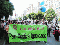 A crise xera máis violencia contra as mulleres, tamén no ensino