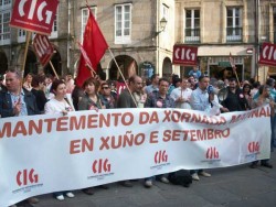 O acordo liquida a xornada reducida en todos os centros e non garante a continuada