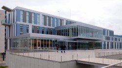 A CIG-Ensino considera insuficiente a proposta da Consellaría de reducir o recorte previsto do 15% do cadro de persoal da ESAD de Galiza.