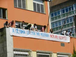 A Consellaría de Educación recorta máis dun 20% os gastos de funcionamento de 21 centros de ensino de Secundaria