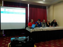 As organizacións sindicais con representación no ensino concertado, entre as que está a CIG-Ensino, inician unha campaña para reclamar os dereitos recortados ao profesorado