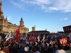 Máis de 350.000 persoas maniféstanse en toda Galiza contra os recortes impostos polo PP e o masivo saqueo á clase traballadora
