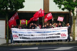 A CIG-Ensino concentrouse ante o Parlamento de Galiza para rexeitar a aprobación da Lei de Convivencia e Participación