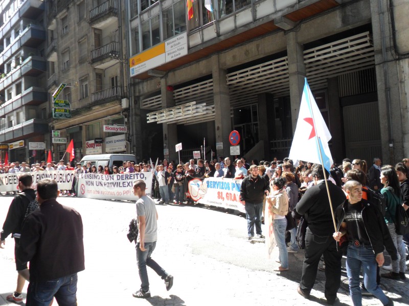 A CIG-Ensino participou nas manifestacións estudantís contra a subas das taxas e os recortes no ensino público