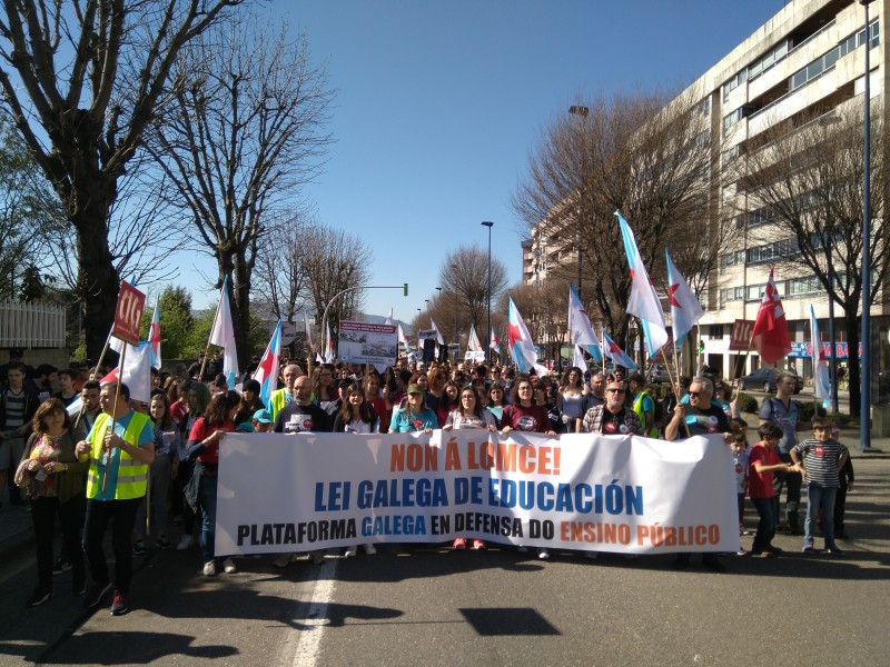 A Plataforma Galega en Defensa do Ensino Público valora moi positivamente o masivo seguimento da folga