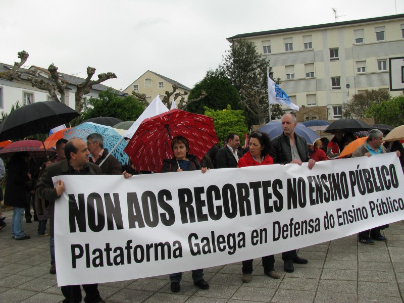 A CIG-Ensino valora positivamente a participación nas concentracións da Plataforma Galega en Defensa do Ensino Público